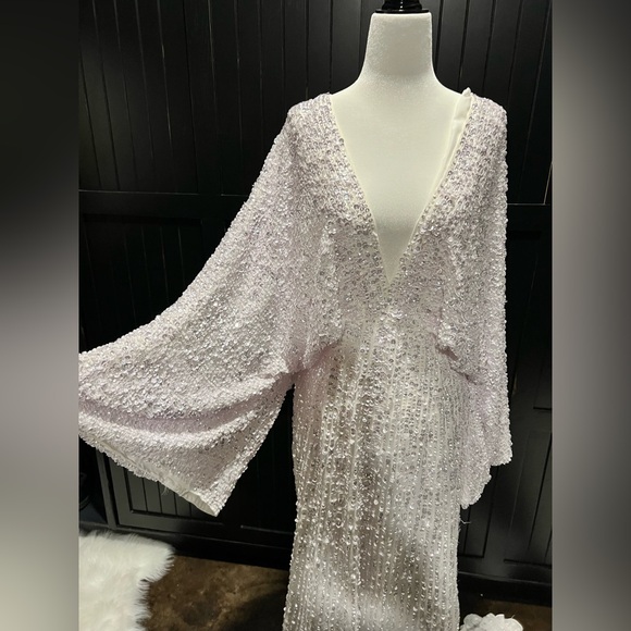 ASOS Ciara White sequin kimono sleeve Wedding Dress - Picture 3 of 12